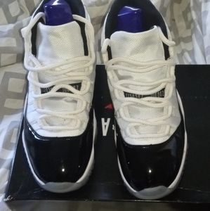 Air Jordan XI CONCORD SZ 9 VNDS